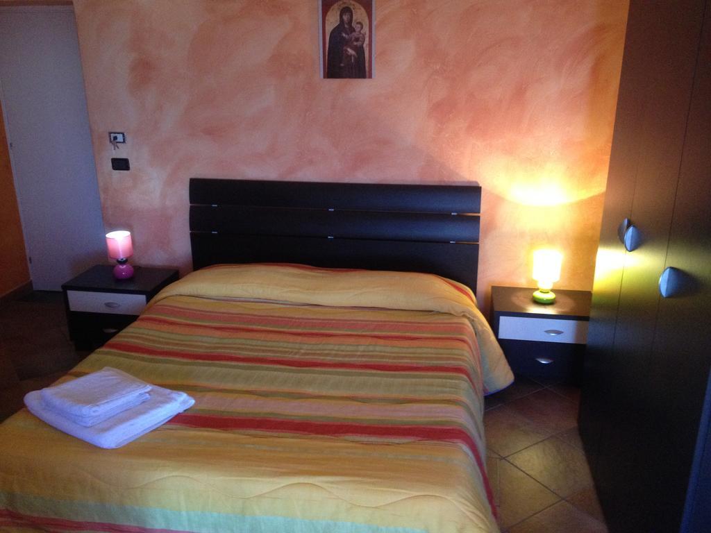 B&B Al Centro Storico Troina ภายนอก รูปภาพ